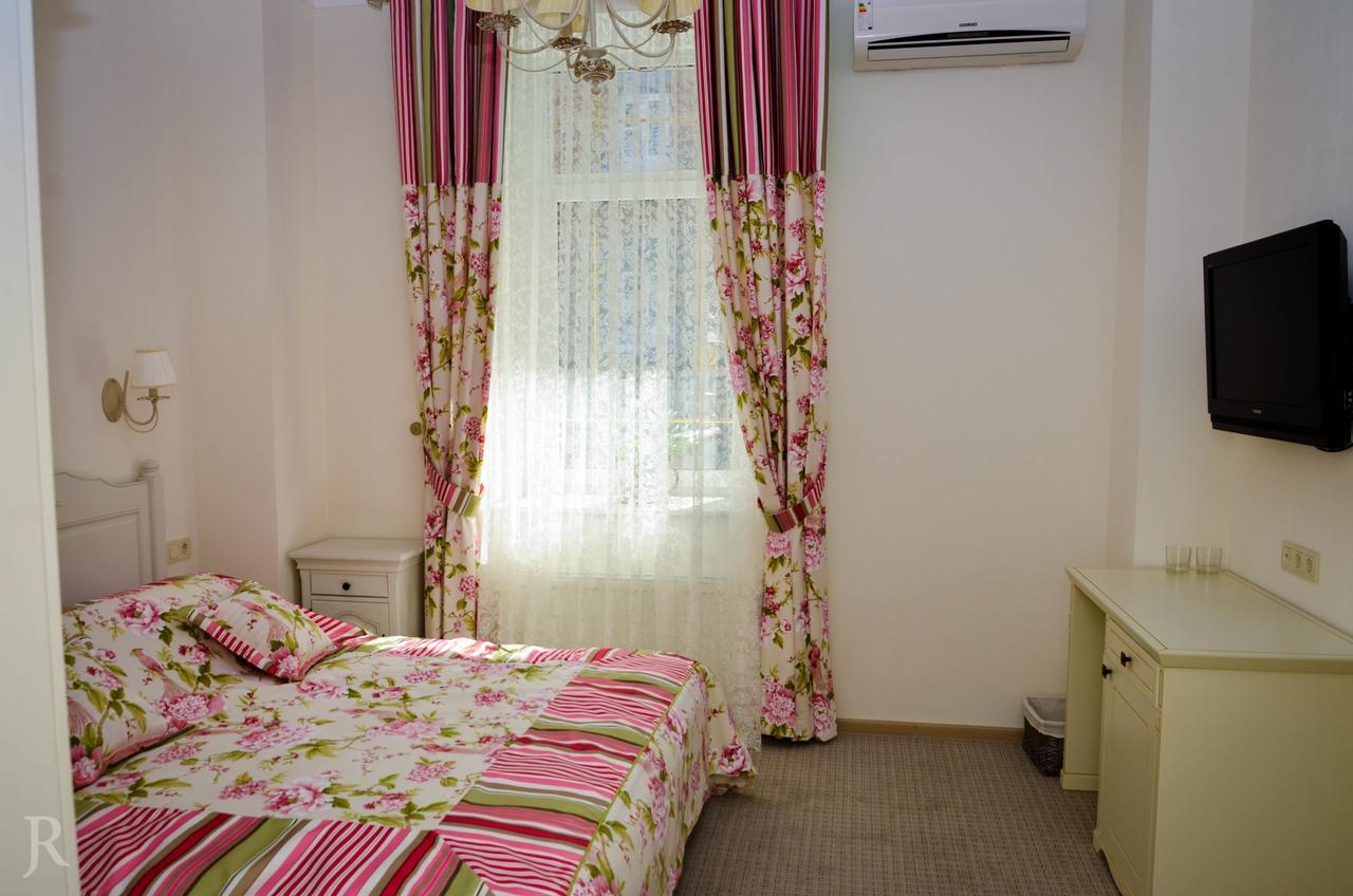 Hotel Maman Odesa Exterior photo